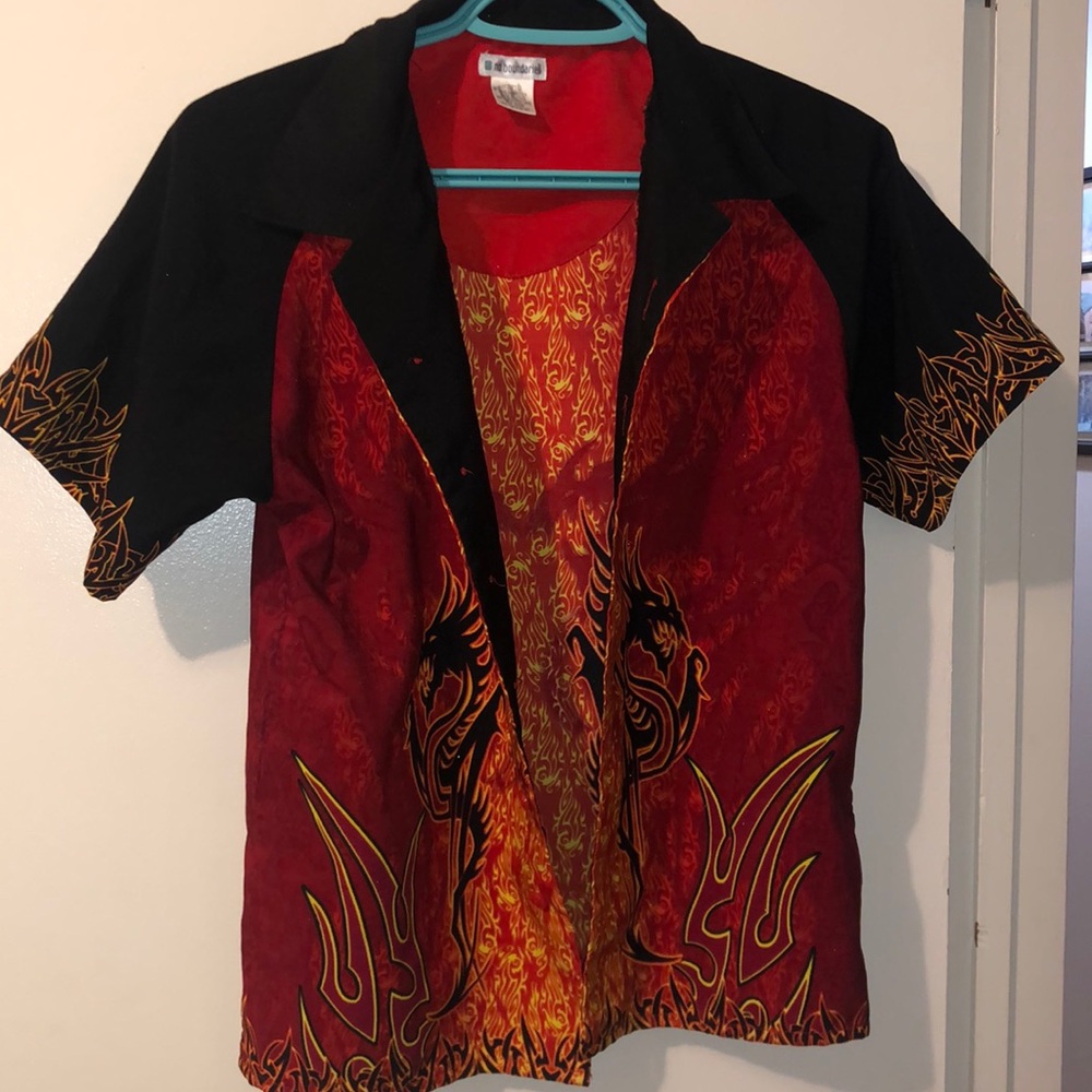 5/$25🖤 button up flames shirt